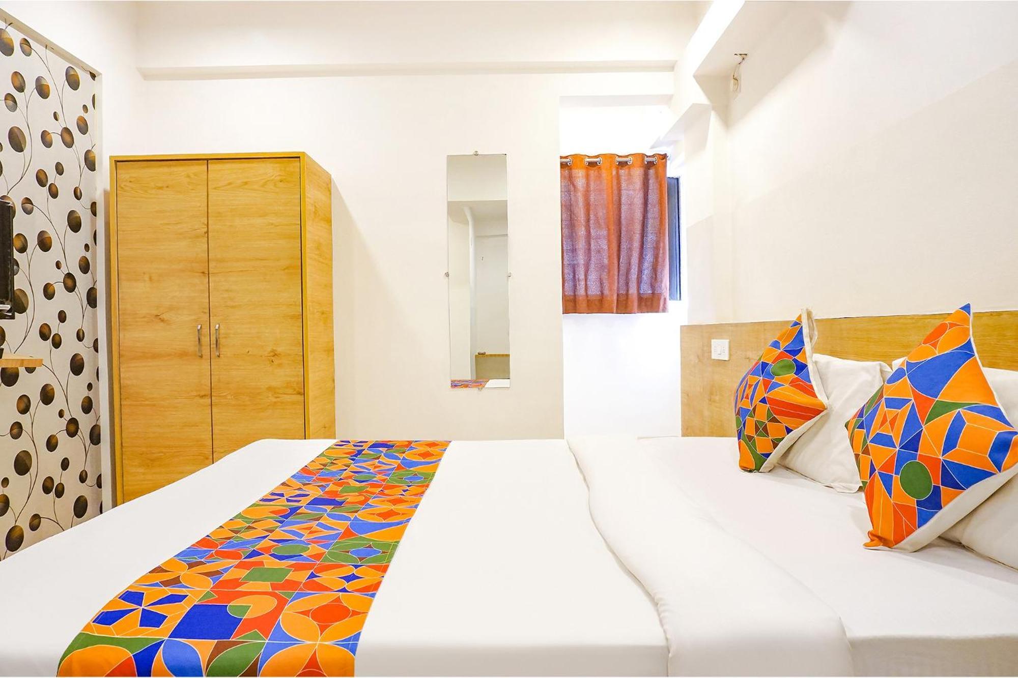 Fabhotel Saffron Inn I - Nr Darshan Museum Pune Esterno foto