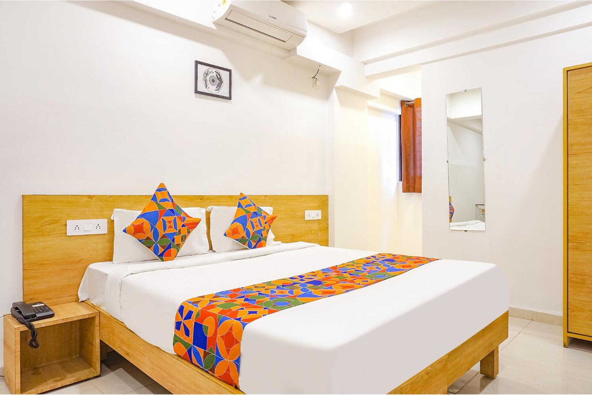 Fabhotel Saffron Inn I - Nr Darshan Museum Pune Esterno foto