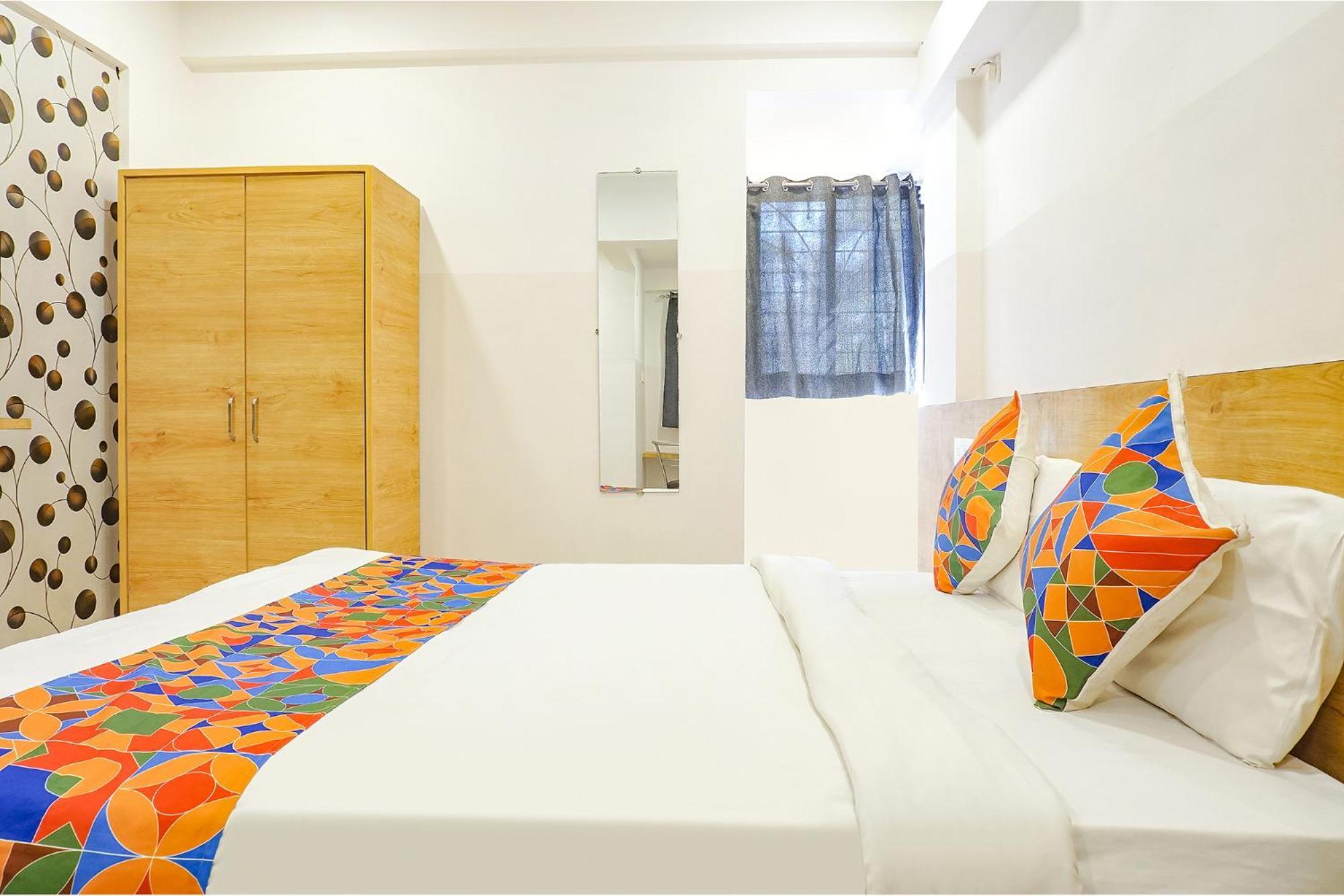 Fabhotel Saffron Inn I - Nr Darshan Museum Pune Esterno foto