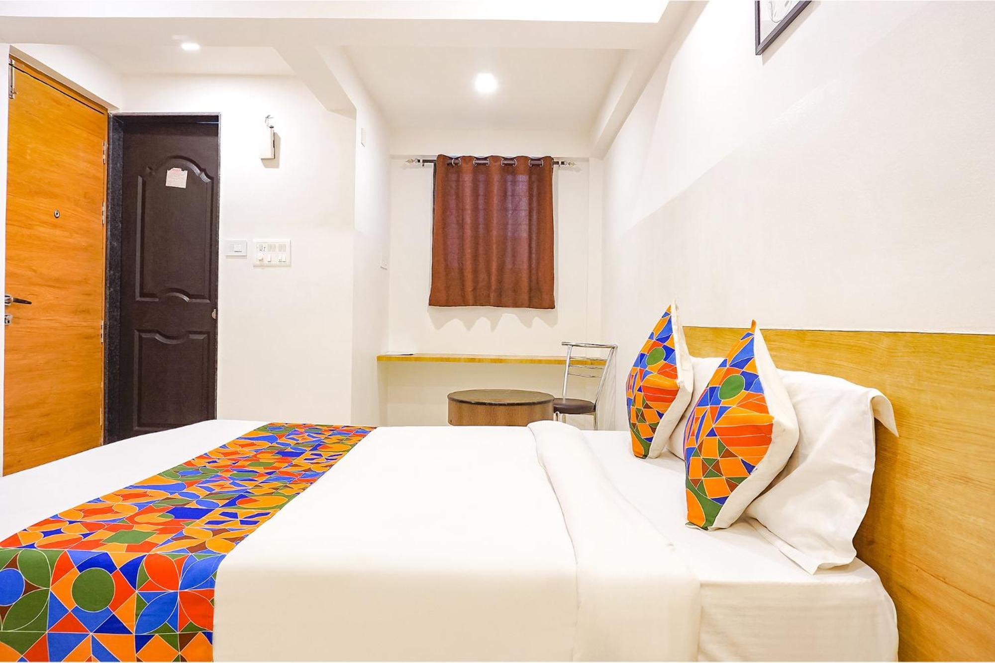 Fabhotel Saffron Inn I - Nr Darshan Museum Pune Esterno foto