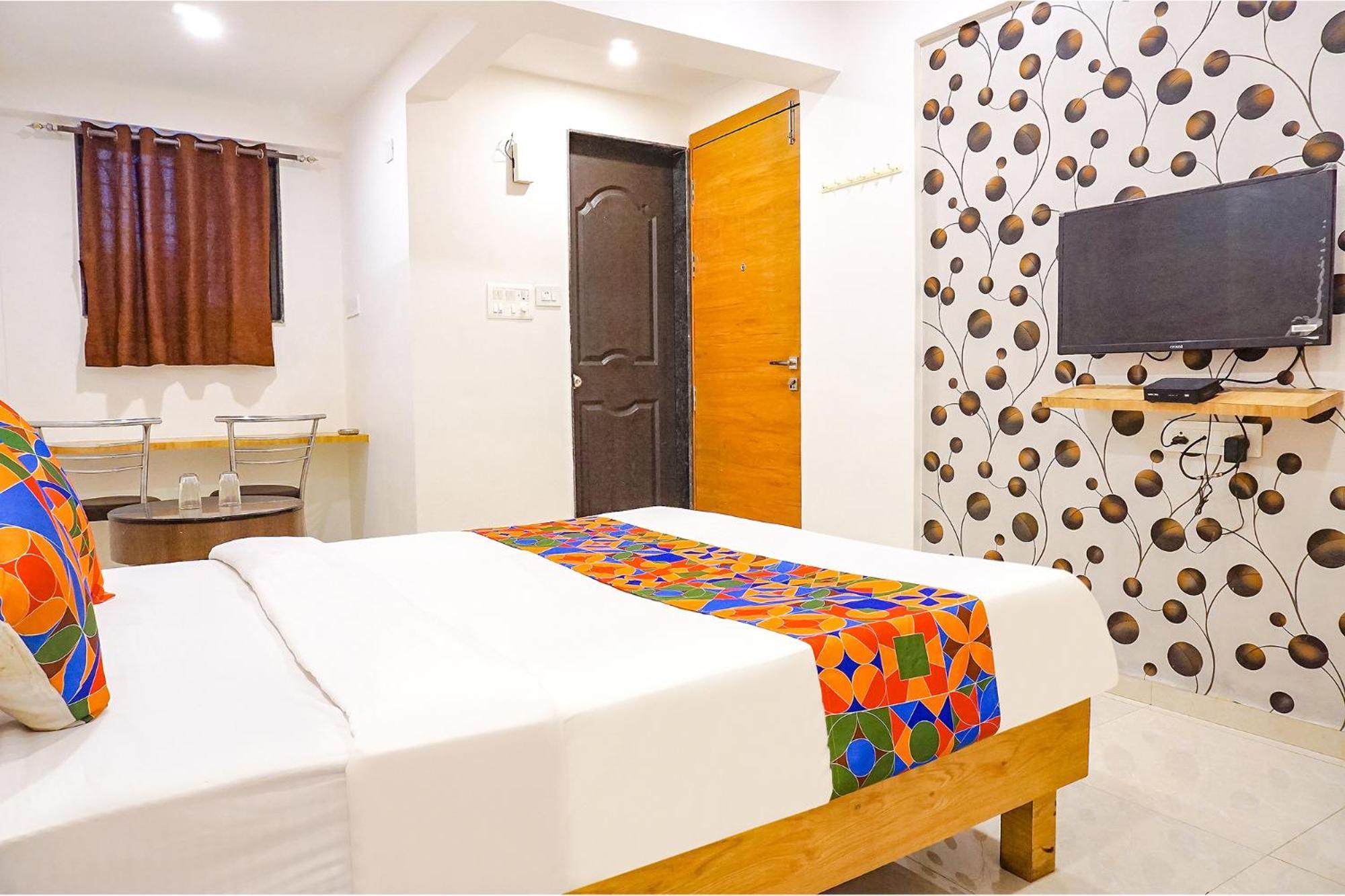 Fabhotel Saffron Inn I - Nr Darshan Museum Pune Esterno foto
