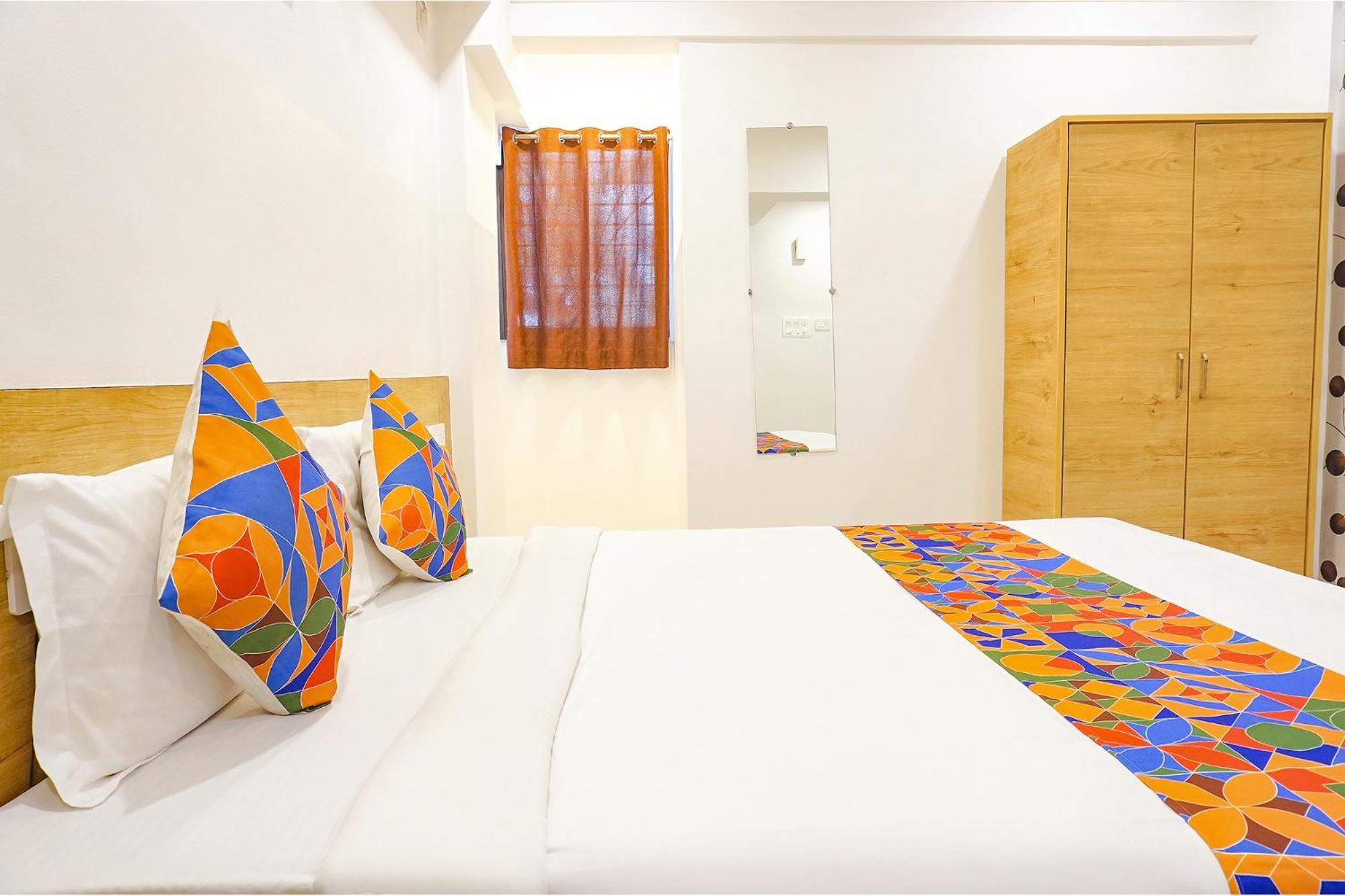 Fabhotel Saffron Inn I - Nr Darshan Museum Pune Esterno foto